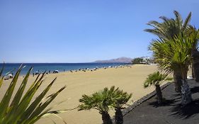Tagoror 2 - Great Location Beach Apartment